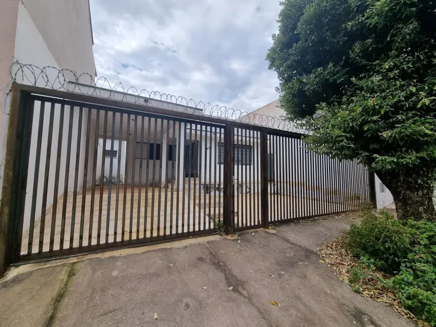 Foto 1 de Casa com 3 Quartos à venda, 153m² em Vila Machadinho, Presidente Prudente