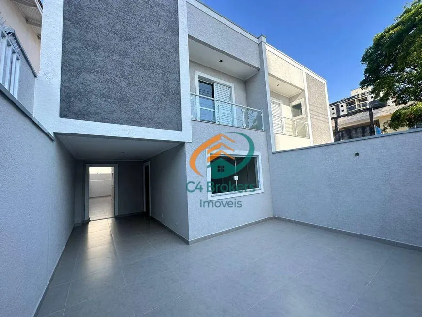 Foto 1 de Sobrado com 3 Quartos à venda, 132m² em Vila Galvão, Guarulhos