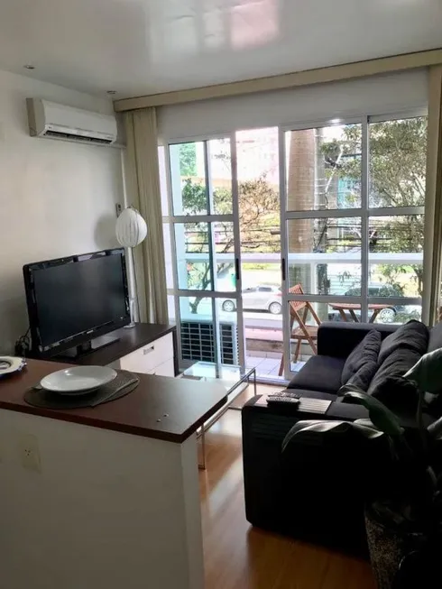 Foto 1 de Flat com 1 Quarto para alugar, 44m² em Moema, São Paulo