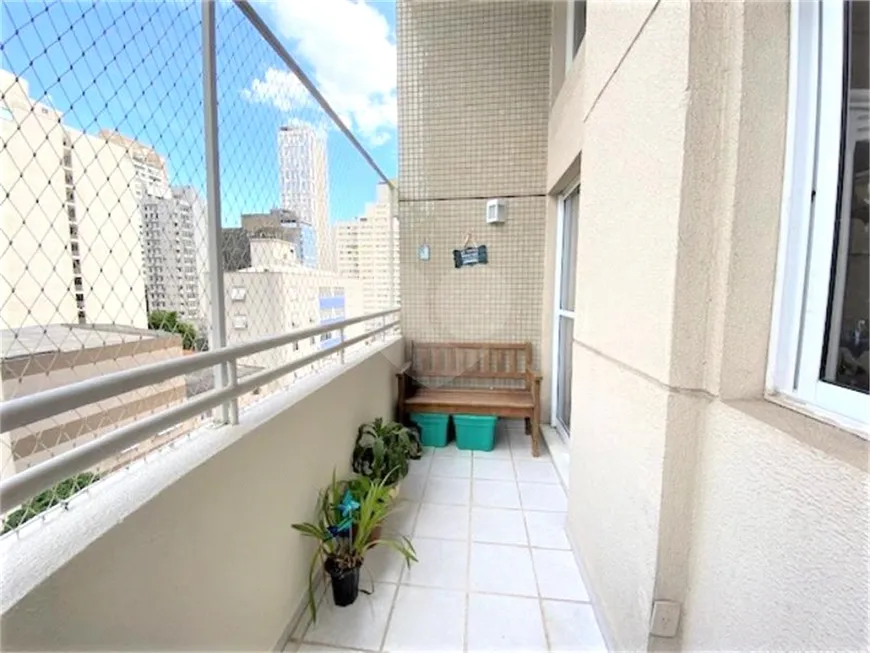 Foto 1 de Apartamento com 2 Quartos à venda, 76m² em Itaim Bibi, São Paulo