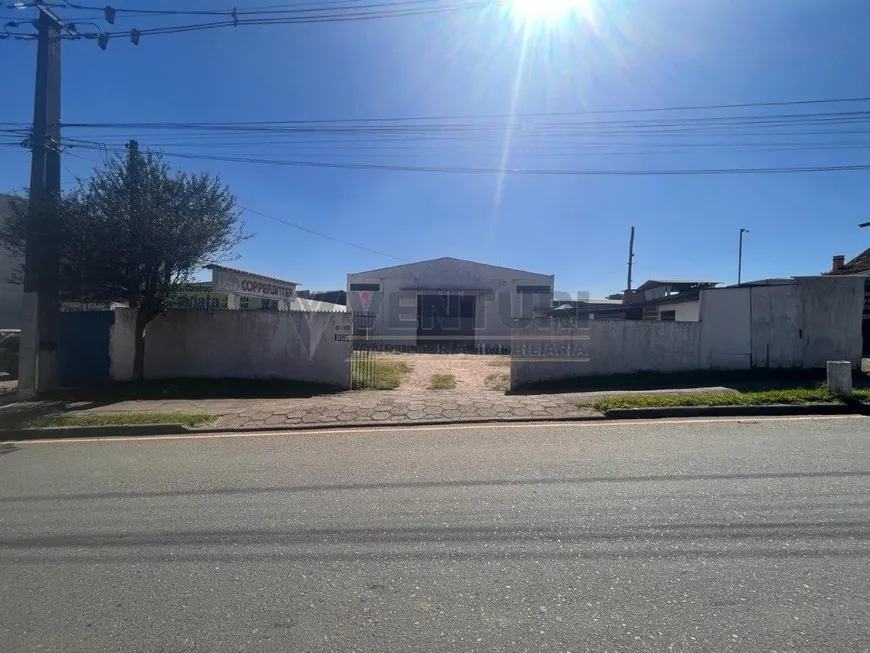 Foto 1 de Galpão/Depósito/Armazém à venda, 420m² em Costeira, São José dos Pinhais