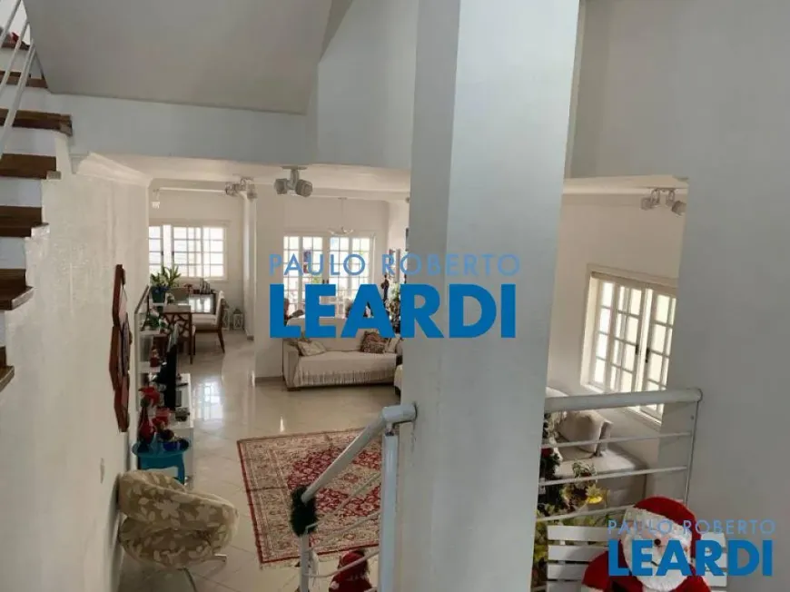 Foto 1 de Casa de Condomínio com 4 Quartos à venda, 360m² em Alphaville, Santana de Parnaíba