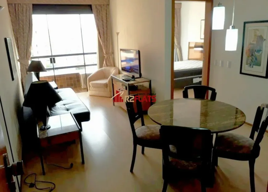 Foto 1 de Flat com 1 Quarto para alugar, 45m² em Pinheiros, São Paulo