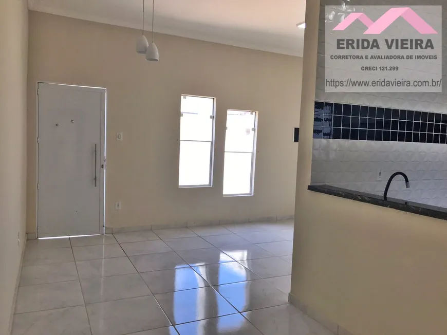 Foto 1 de Casa com 3 Quartos à venda, 73m² em Residencial e Comercial Cidade Jardim, Pindamonhangaba