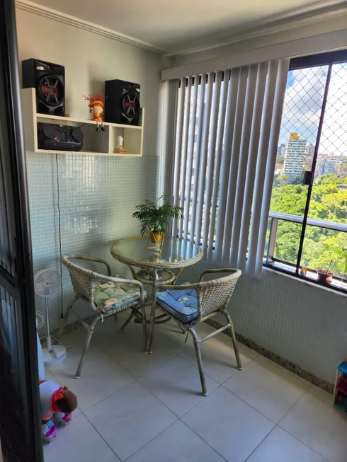 Foto 1 de Apartamento com 3 Quartos à venda, 70m² em Acupe de Brotas, Salvador