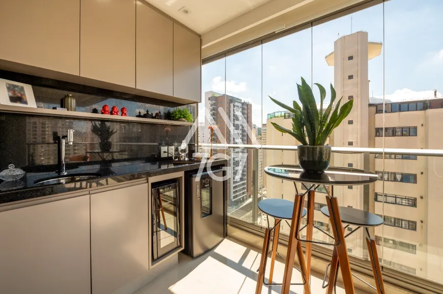 Foto 1 de Apartamento com 1 Quarto à venda, 71m² em Moema, São Paulo