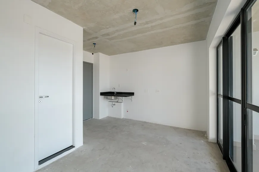 Foto 1 de Apartamento com 1 Quarto para venda ou aluguel, 34m² em Bom Retiro, São Paulo