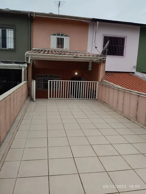 Foto 1 de Sobrado com 3 Quartos à venda, 125m² em Jardim Cliper, São Paulo