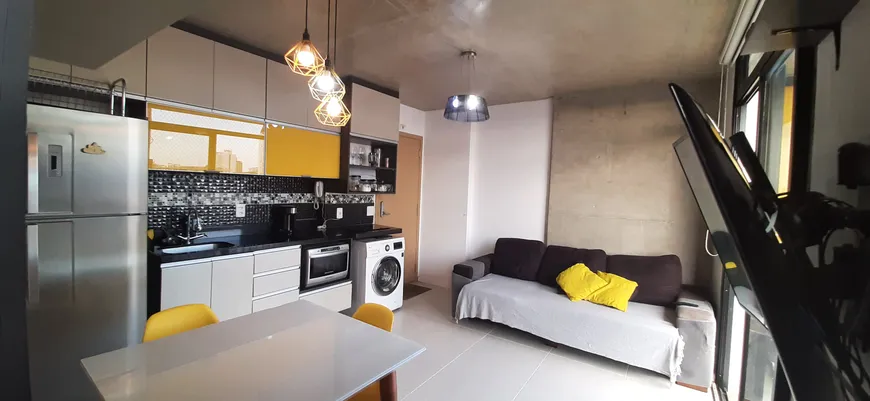 Foto 1 de Apartamento com 1 Quarto à venda, 32m² em Santo Amaro, São Paulo