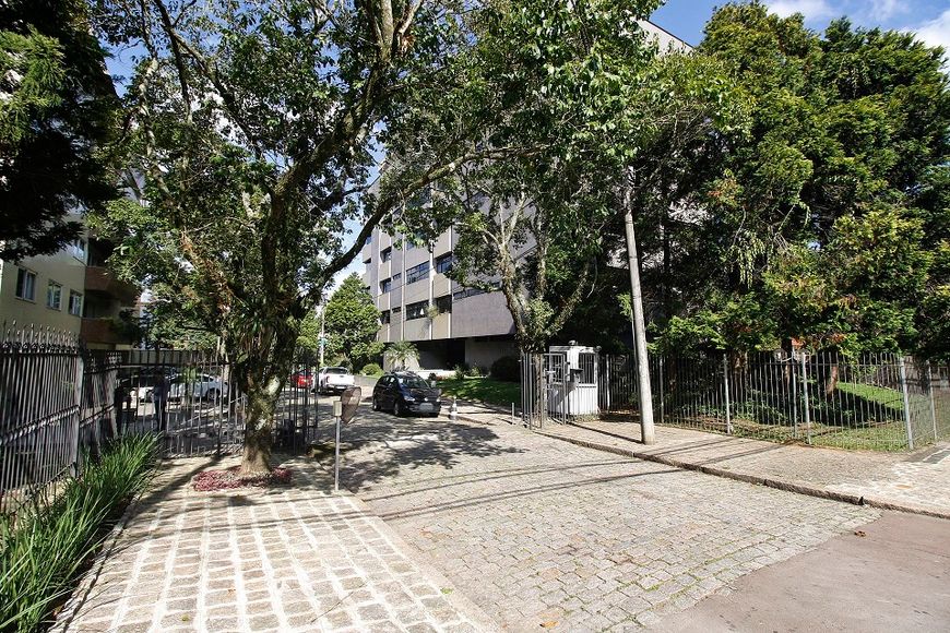 Apartamento à venda, 4 suítes, com 5 vagas de garagem, de frente Graciosa  Country Clube, Cabral, Curitiba, PR - Imobiliária GreenVille