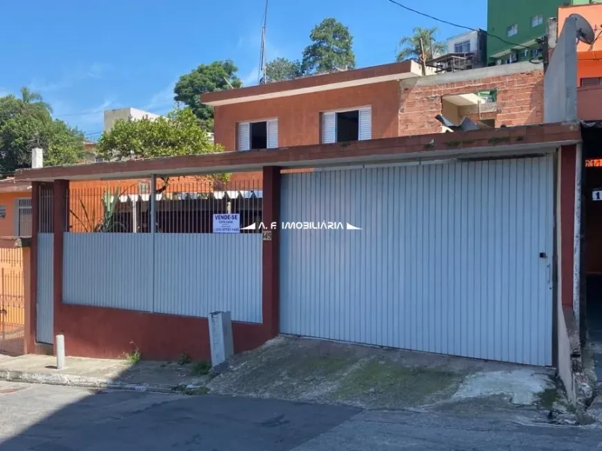 Foto 1 de Sobrado com 3 Quartos à venda, 340m² em Jardim São Luís, São Paulo