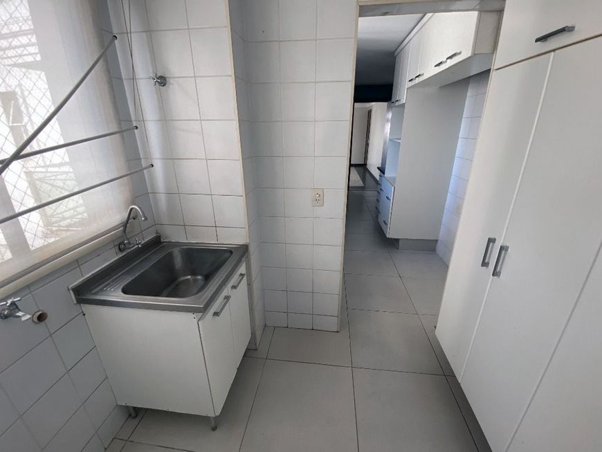 Apartamento na Alameda das Rosas, Setor Oeste em Goiânia, por R$ 5.800