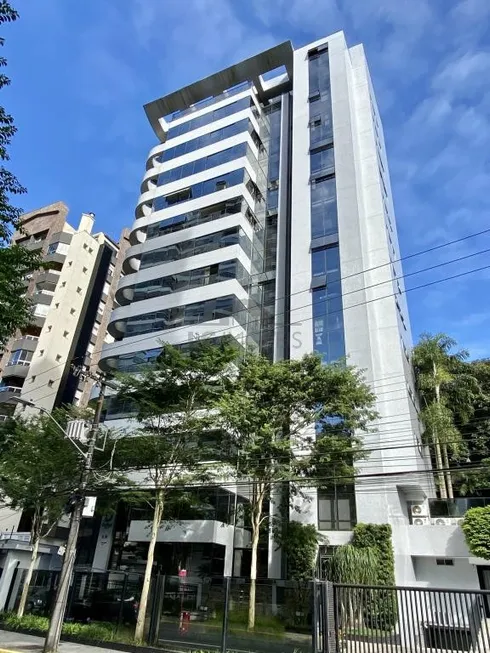 Foto 1 de Apartamento com 3 Quartos à venda, 307m² em América, Joinville