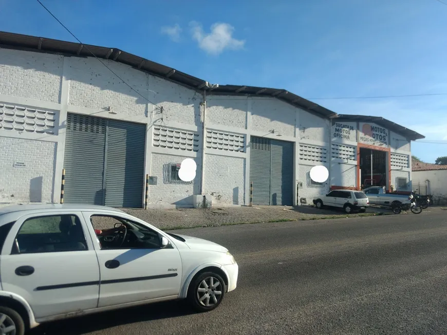 Foto 1 de Galpão/Depósito/Armazém com 1 Quarto para alugar, 250m² em Alecrim, Natal