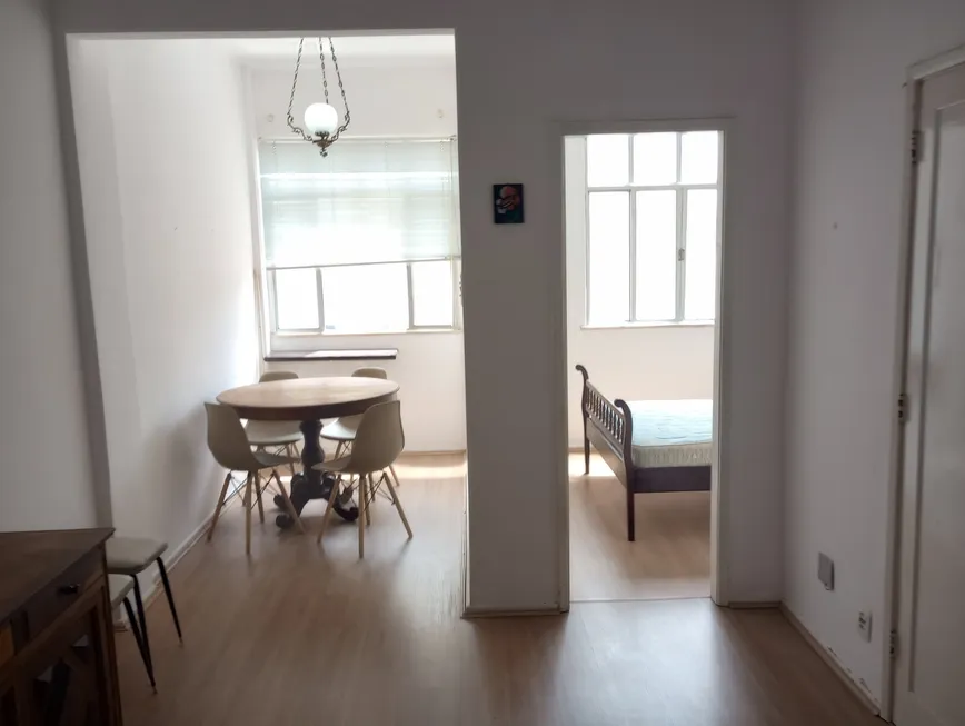 Foto 1 de Apartamento com 1 Quarto para alugar, 20m² em Varzea, Teresópolis