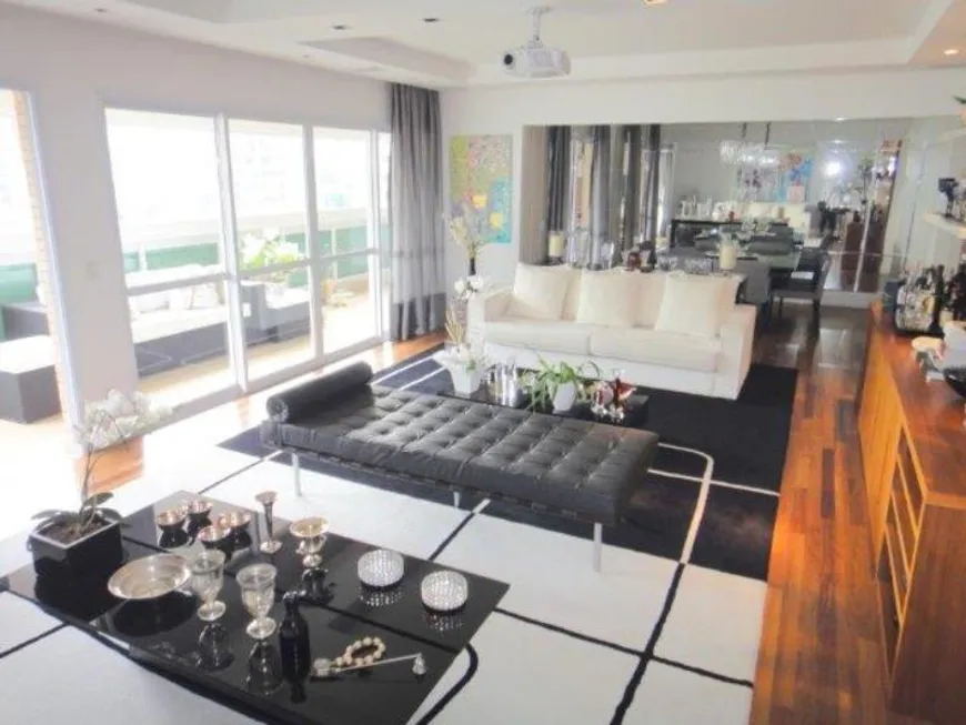 Foto 1 de Apartamento com 4 Quartos à venda, 239m² em Brooklin, São Paulo