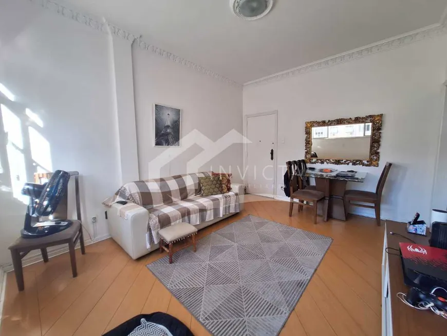 Foto 1 de Apartamento com 2 Quartos à venda, 65m² em Copacabana, Rio de Janeiro