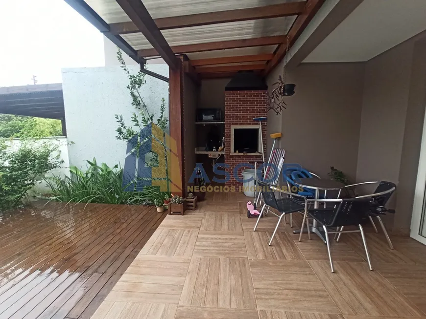 Foto 1 de Casa com 4 Quartos à venda, 141m² em Cachoeira do Bom Jesus, Florianópolis