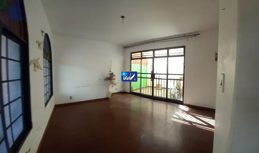 Foto 1 de Casa com 5 Quartos à venda, 360m² em Cidade Nova, Belo Horizonte