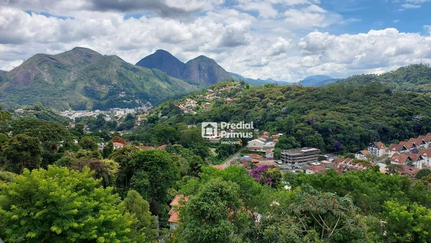 Foto 1 de Cobertura com 3 Quartos à venda, 185m² em Braunes, Nova Friburgo