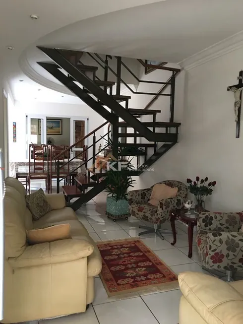 Foto 1 de Casa com 4 Quartos à venda, 192m² em Jardim Castelo Branco, Ribeirão Preto