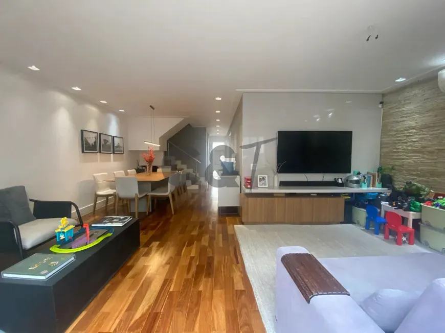 Foto 1 de Casa de Condomínio com 3 Quartos à venda, 190m² em Chácara Monte Alegre, São Paulo
