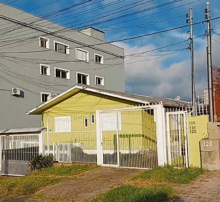 Foto 1 de Casa com 2 Quartos à venda, 50m² em Cinquentenário, Caxias do Sul