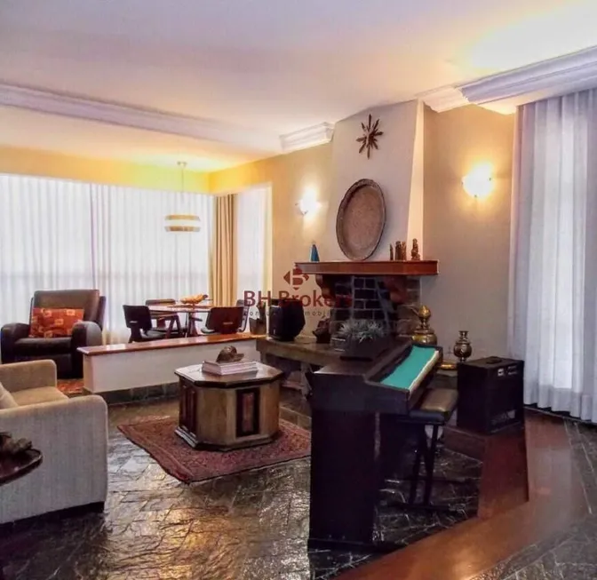 Foto 1 de Apartamento com 4 Quartos à venda, 203m² em Cruzeiro, Belo Horizonte