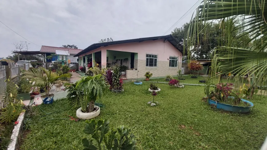 Foto 1 de Casa com 4 Quartos à venda, 150m² em Tapera da Base, Florianópolis