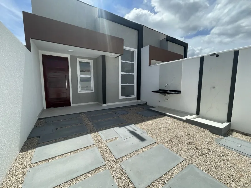 Foto 1 de Casa com 2 Quartos à venda, 85m² em Ancuri, Itaitinga