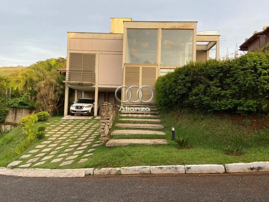 Foto 1 de Casa com 3 Quartos à venda, 200m² em Paciência, Sabará