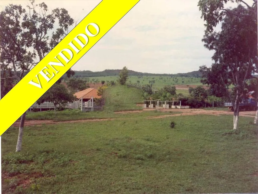 Foto 1 de Fazenda/Sítio com 1 Quarto à venda, 300m² em Zona Rural, Brasília de Minas