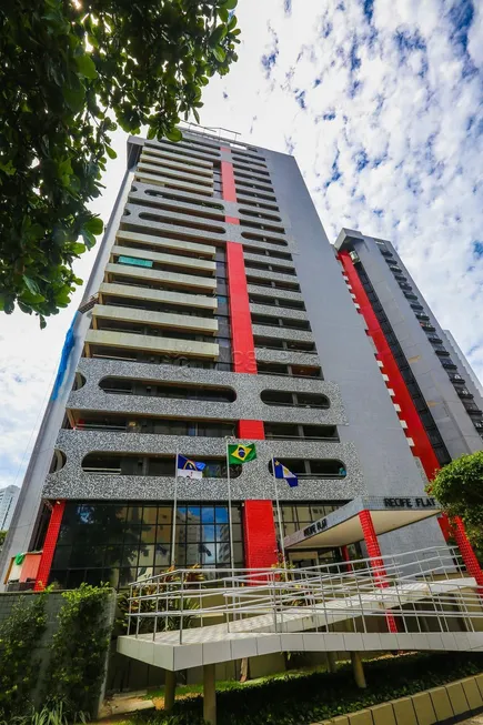 Foto 1 de Apartamento com 2 Quartos à venda, 68m² em Boa Viagem, Recife