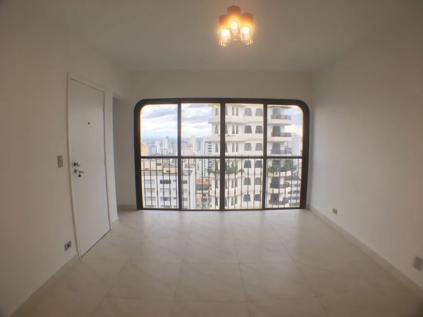 Foto 1 de Apartamento com 3 Quartos à venda, 110m² em Aclimação, São Paulo