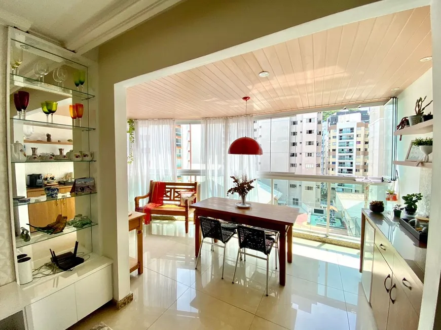 Foto 1 de Apartamento com 3 Quartos à venda, 135m² em Praia da Costa, Vila Velha