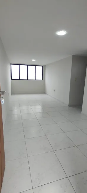 Foto 1 de Apartamento com 2 Quartos para alugar, 65m² em Expedicionários, João Pessoa
