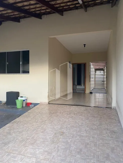 Foto 1 de Casa com 3 Quartos à venda, 90m² em Residencial Flamingo, Goiânia