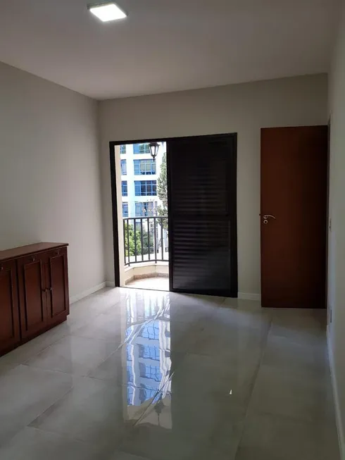 Foto 1 de Apartamento com 3 Quartos à venda, 127m² em Cerqueira César, São Paulo