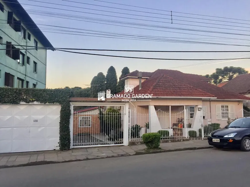 Foto 1 de Casa com 5 Quartos à venda, 1000m² em , Canela