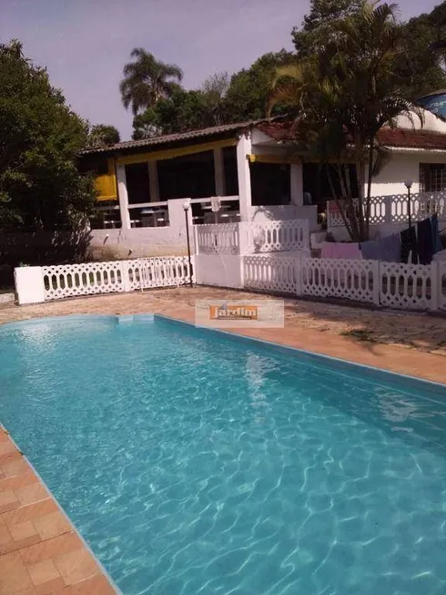 Foto 1 de Fazenda/Sítio com 3 Quartos à venda, 550m² em Recanto Vital Brasil , Mauá