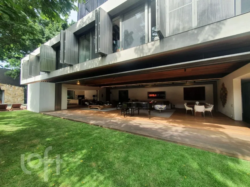 Foto 1 de Casa com 4 Quartos à venda, 780m² em Pinheiros, São Paulo