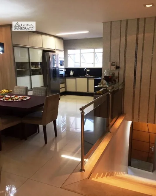 Foto 1 de Casa com 3 Quartos à venda, 320m² em Parque São Vicente, Mauá