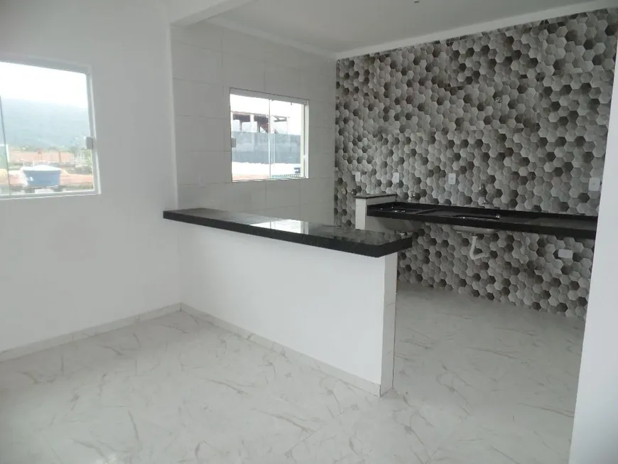 Foto 1 de Casa de Condomínio com 2 Quartos à venda, 57m² em Balneario Esmeralda, Praia Grande