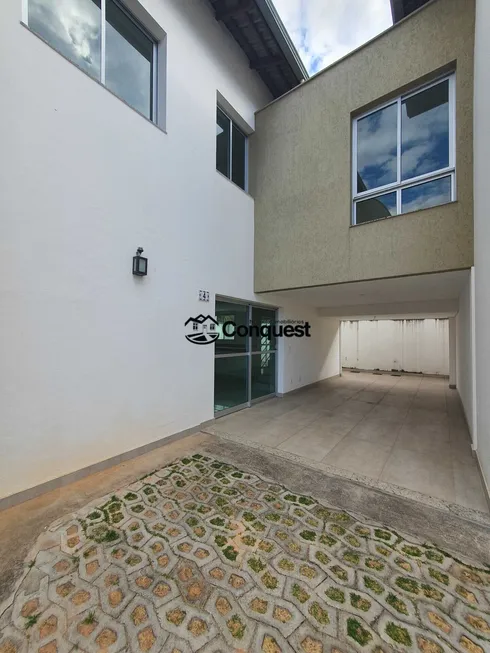 Foto 1 de Casa de Condomínio com 3 Quartos à venda, 128m² em Centro, Contagem