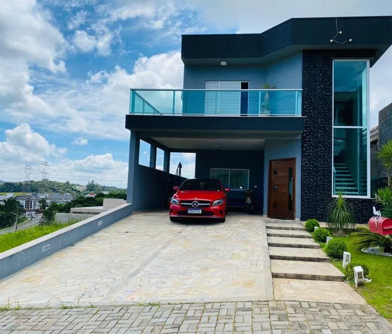 Foto 1 de Casa de Condomínio com 3 Quartos à venda, 270m² em Arua, Mogi das Cruzes