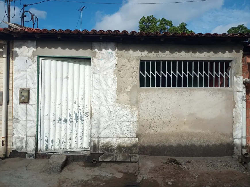 Foto 1 de Casa com 2 Quartos à venda, 75m² em Cidade Universitária, Maceió