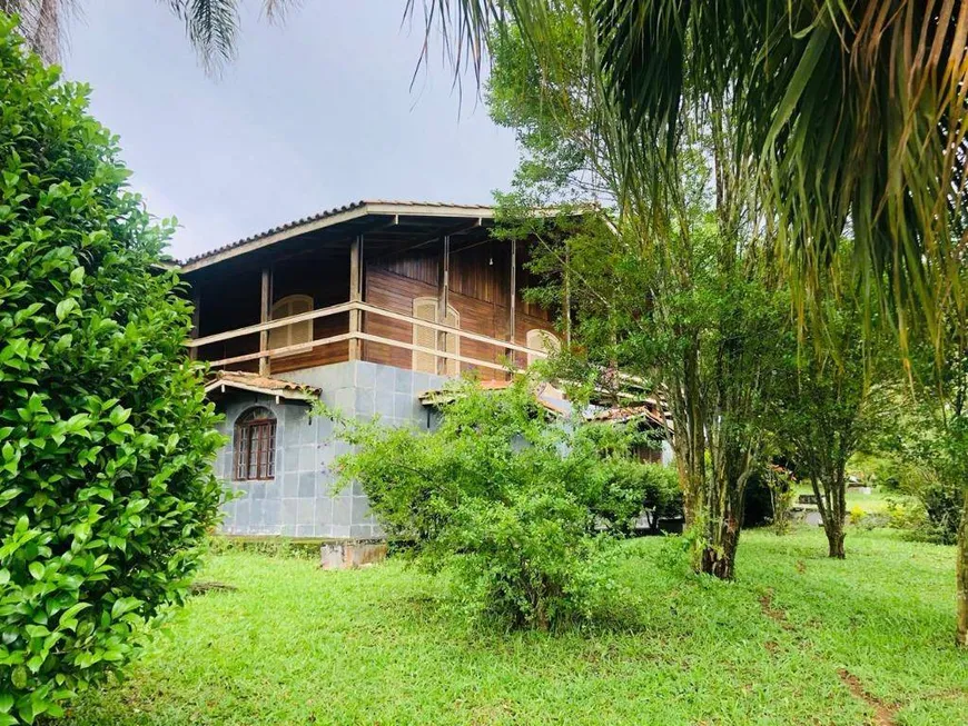 Foto 1 de Fazenda/Sítio com 4 Quartos à venda, 400m² em Ibiuna, Ibiúna