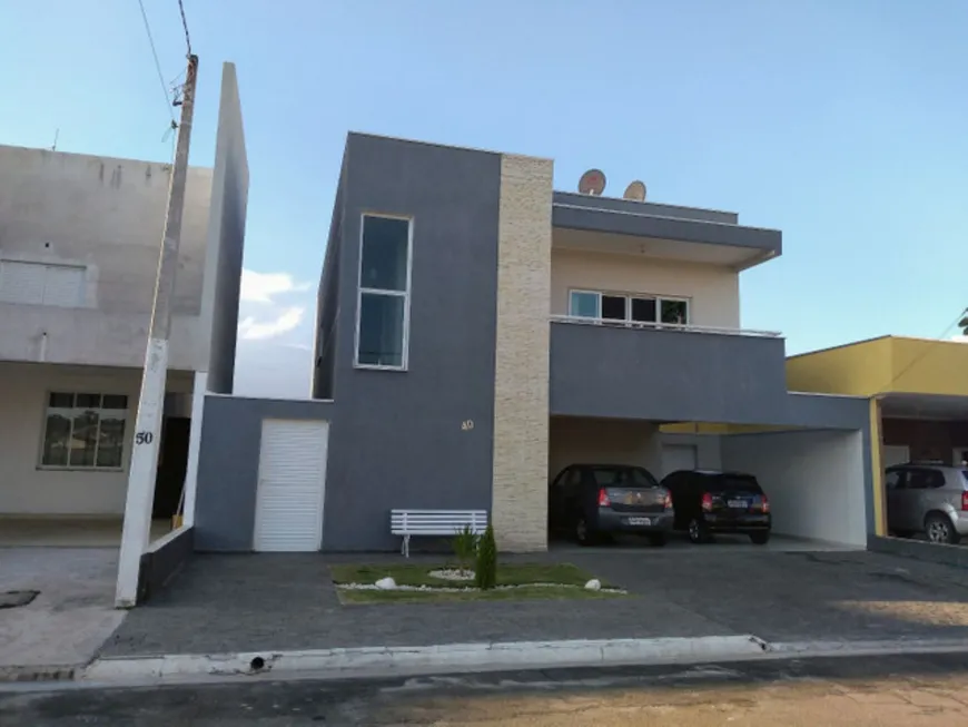 Foto 1 de Sobrado com 6 Quartos à venda, 275m² em Condominio Terras do Vale, Caçapava