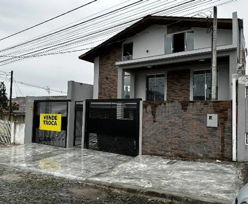 Foto 1 de Casa com 3 Quartos à venda, 245m² em Colonia Dona Luiza, Ponta Grossa