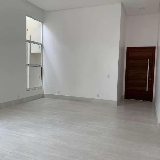 Foto 1 de Casa com 3 Quartos à venda, 186m² em Parque Regina, São Paulo